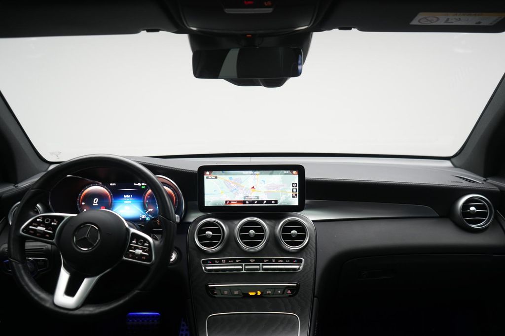 Mercedes-Benz GLC 300 2020