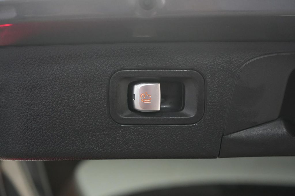 Mercedes-Benz GLC 300 2020