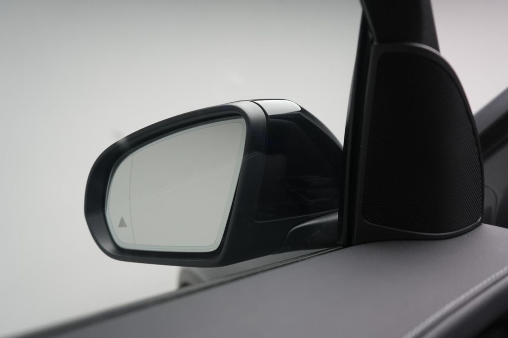 Mercedes-Benz GLC 300 2020