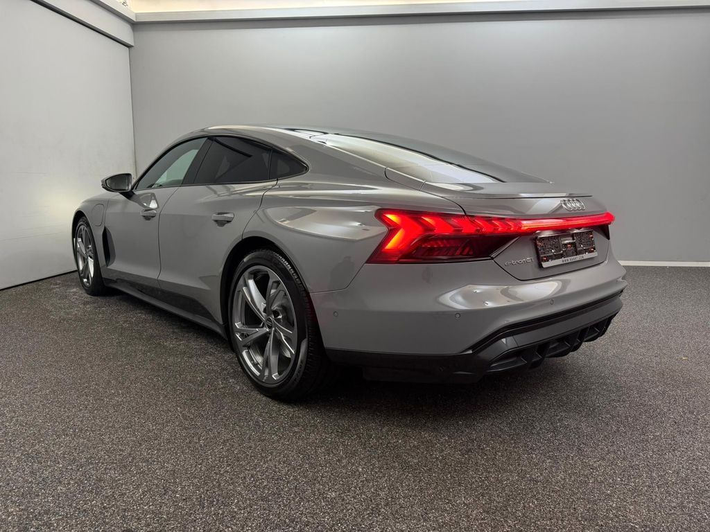 Audi e-tron GT 2024