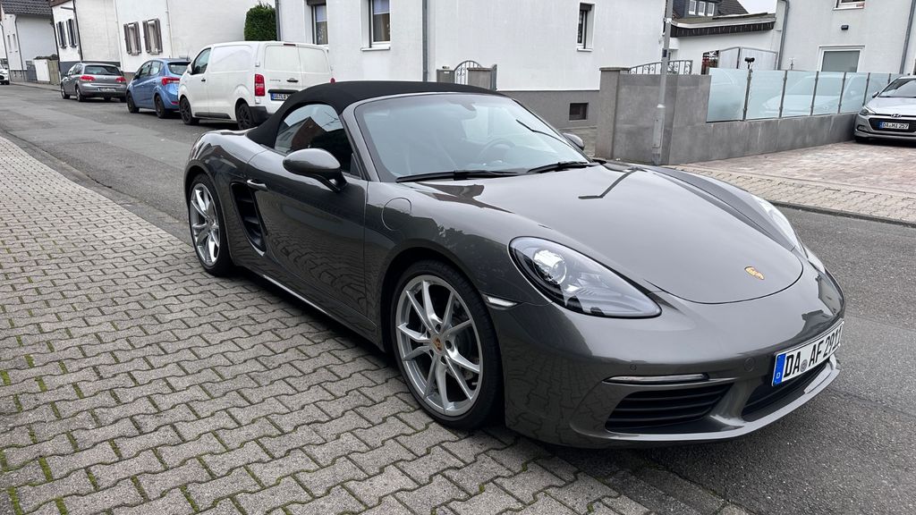 Porsche Boxster 2023