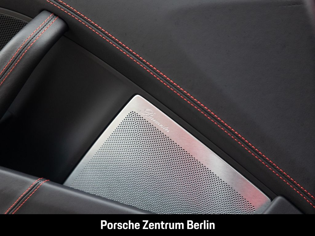 Porsche 992 2023