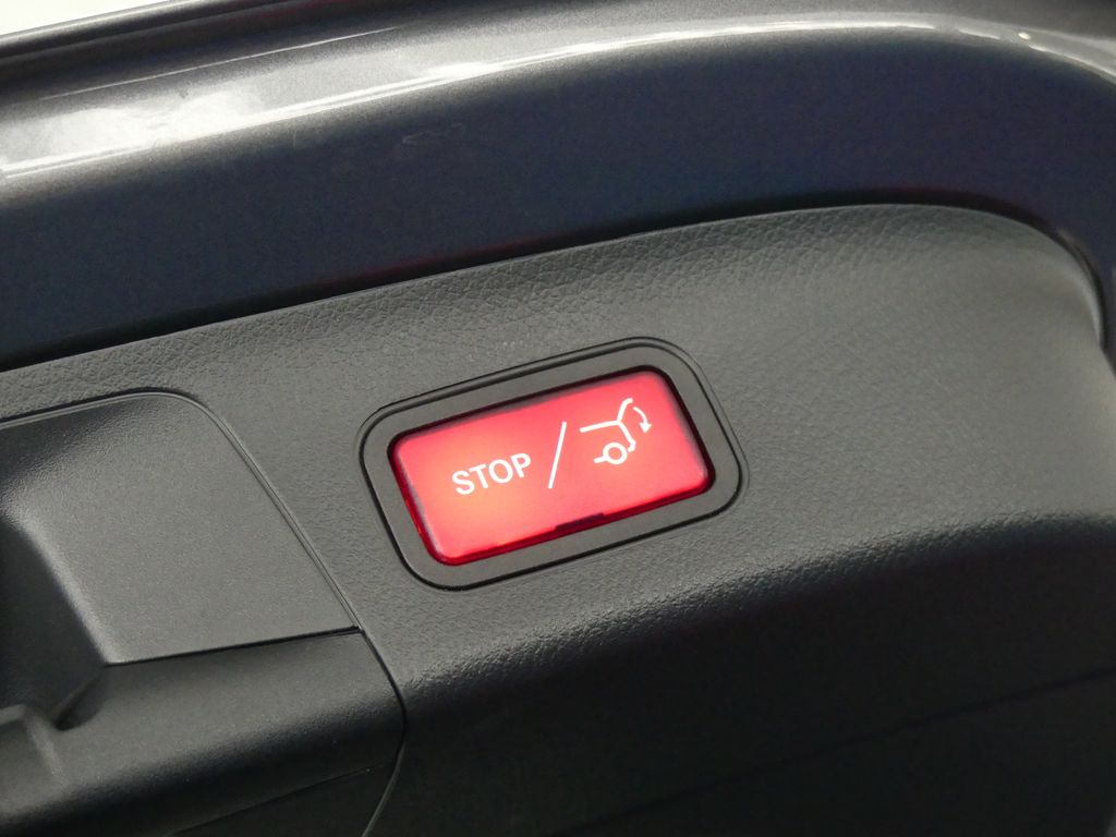 Mercedes-Benz GLA 200 2024