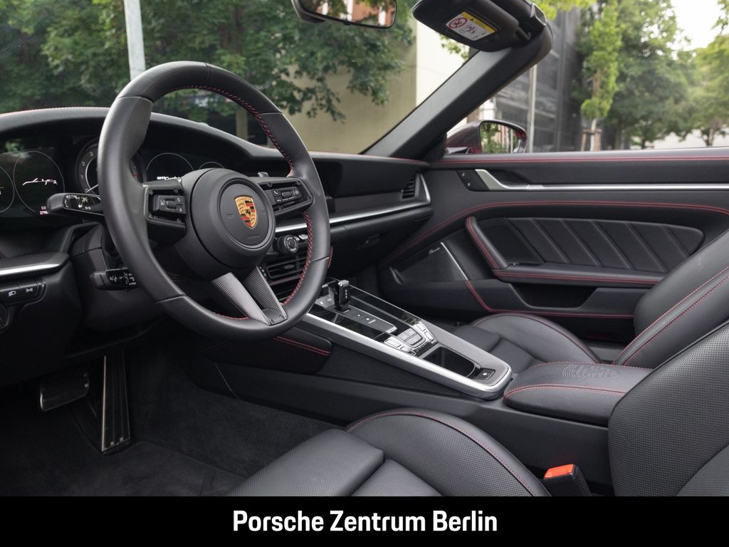 Porsche 992 2023