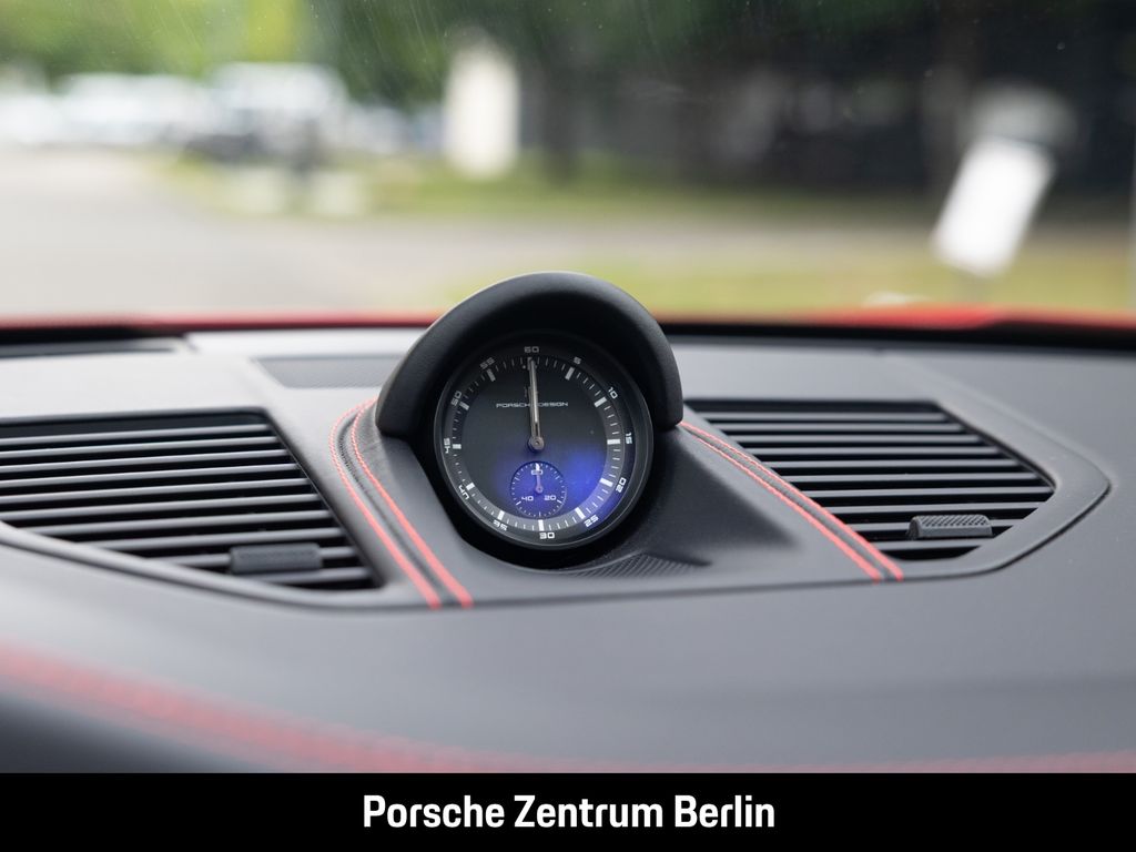 Porsche 992 2023