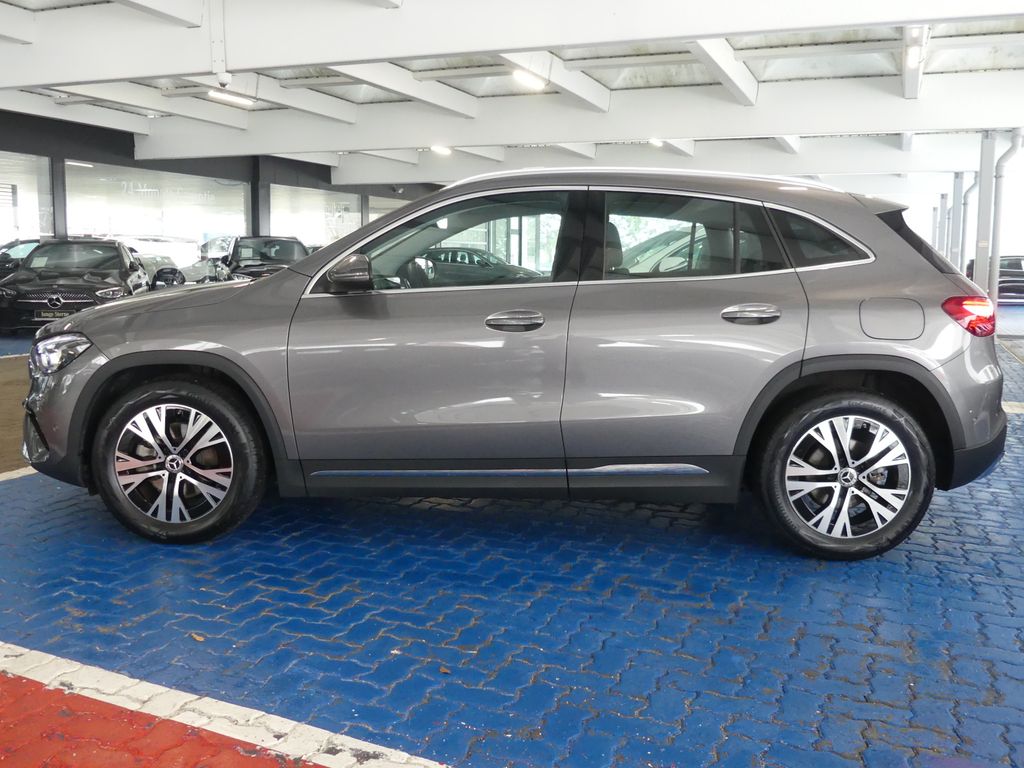Mercedes-Benz GLA 200 2024