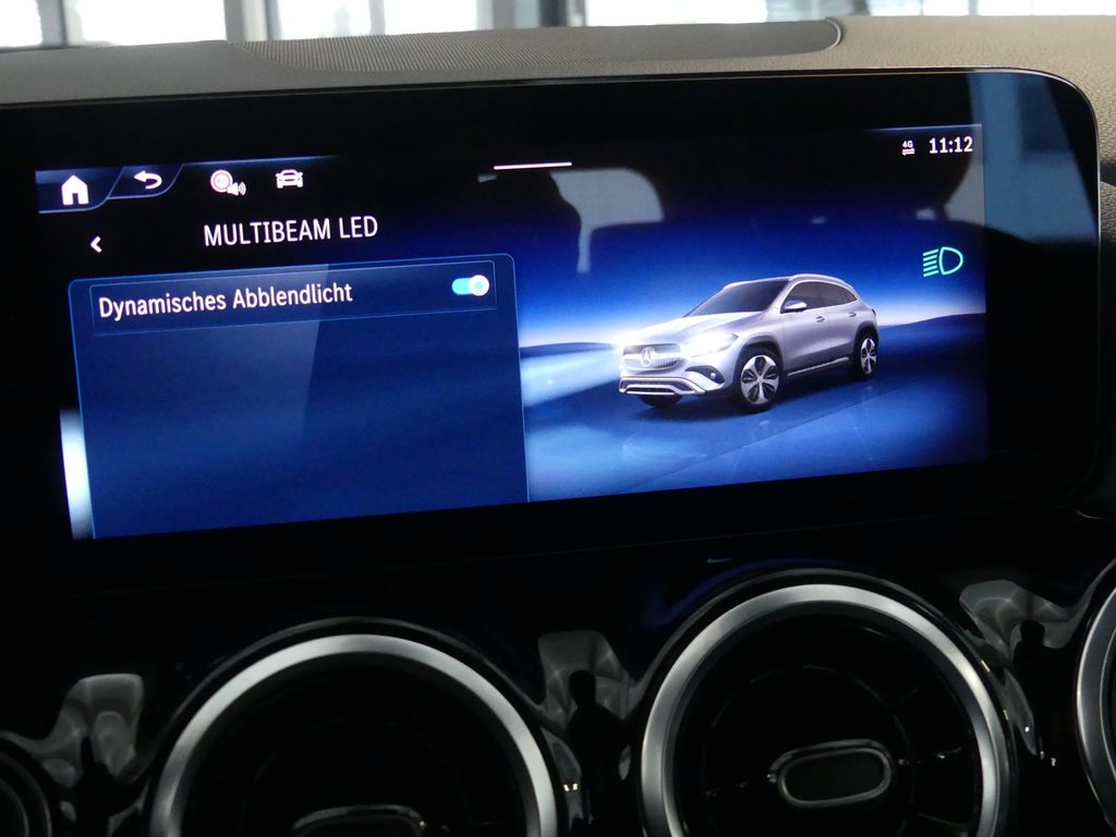 Mercedes-Benz GLA 200 2024