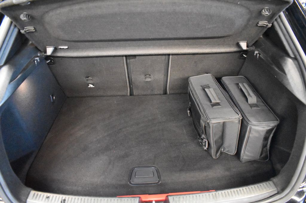 Mercedes-Benz A 250 2021