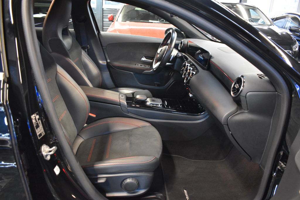 Mercedes-Benz A 250 2021