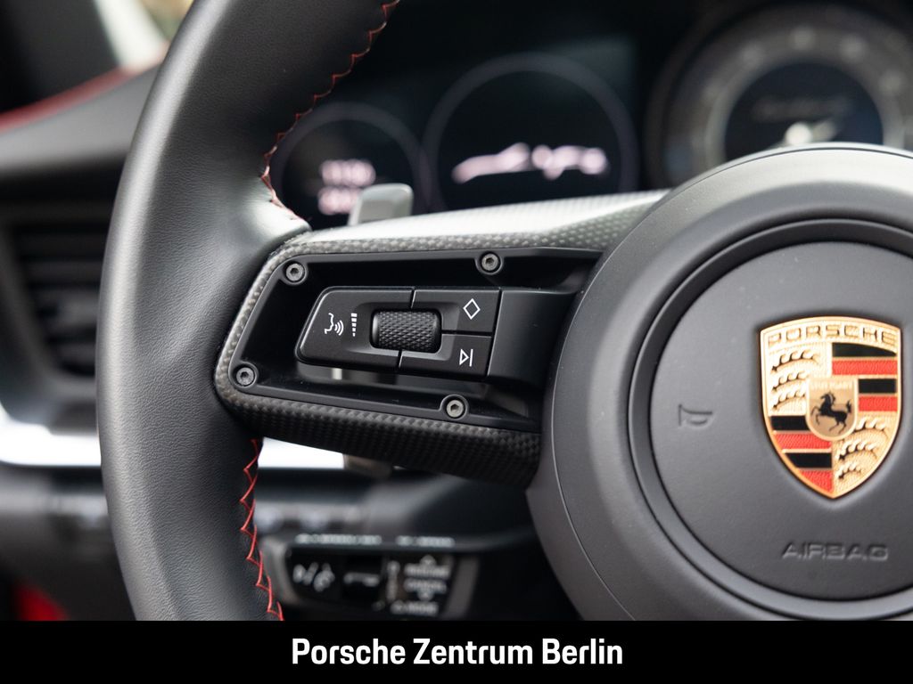 Porsche 992 2023