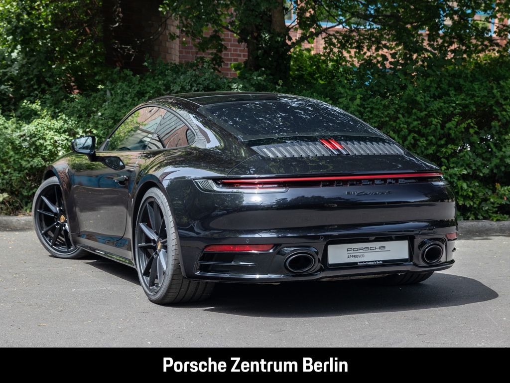 Porsche 992 2023