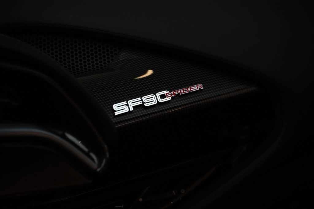 Ferrari SF90 2025