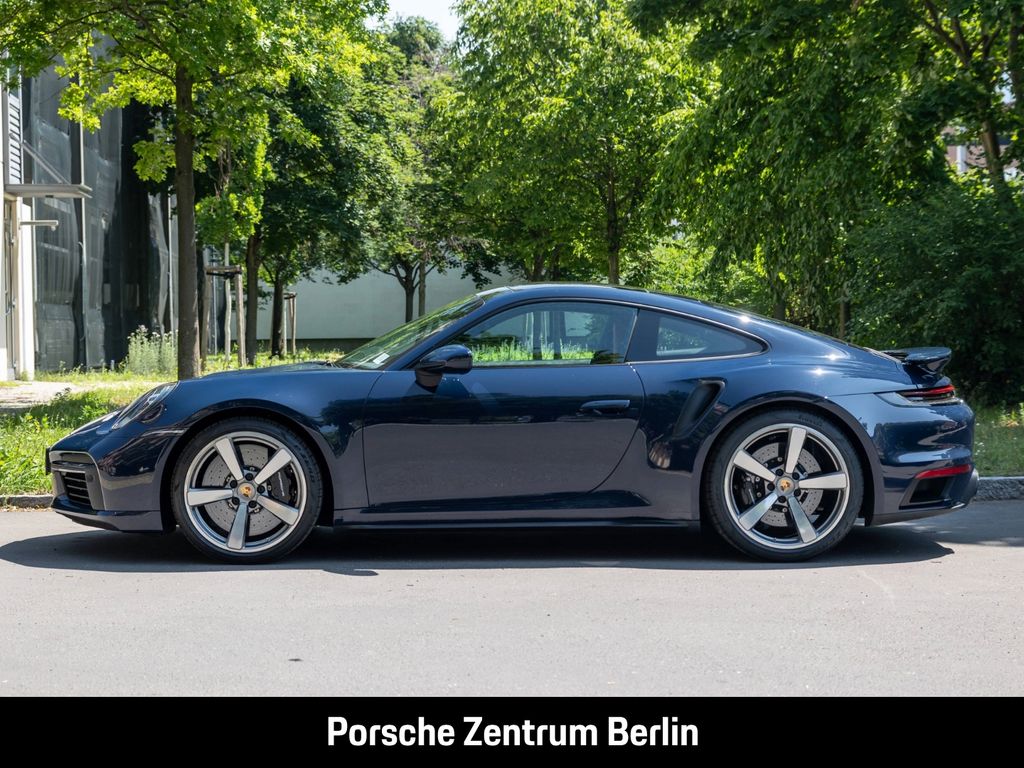 Porsche 992 2023