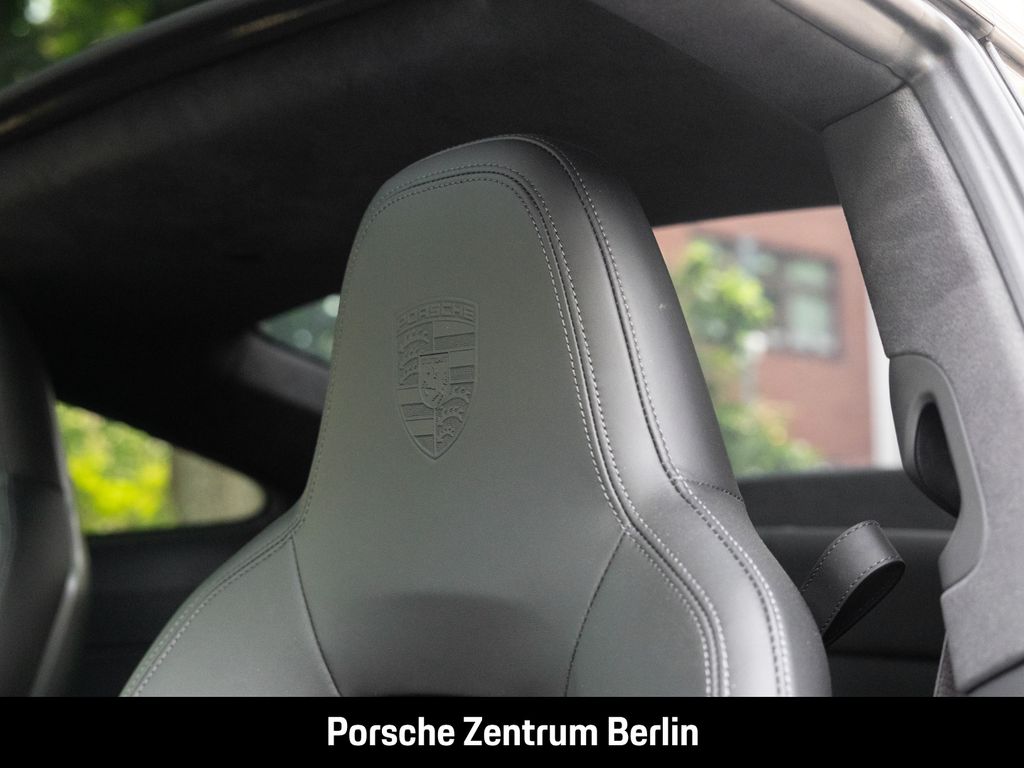 Porsche 992 2023