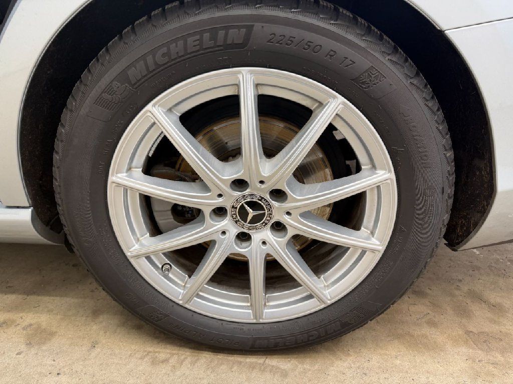 Mercedes-Benz C 220 2022