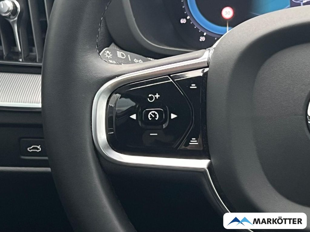 Volvo XC60 2022