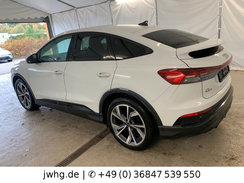 Audi Q4 2022