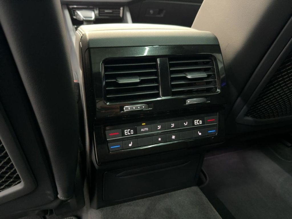 Volkswagen Touareg 2021