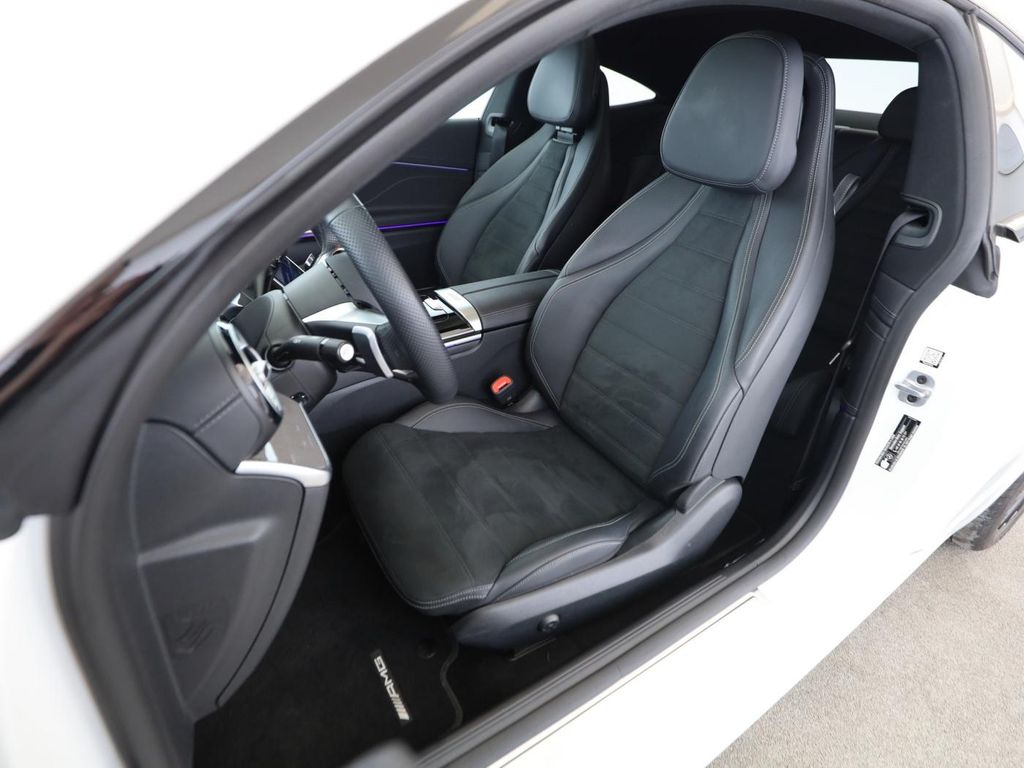 Mercedes-Benz CLE 200 2025