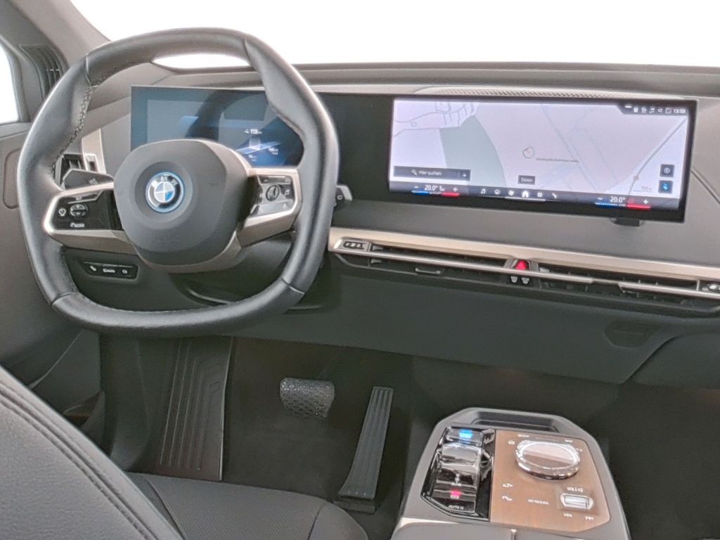 BMW iX 2023
