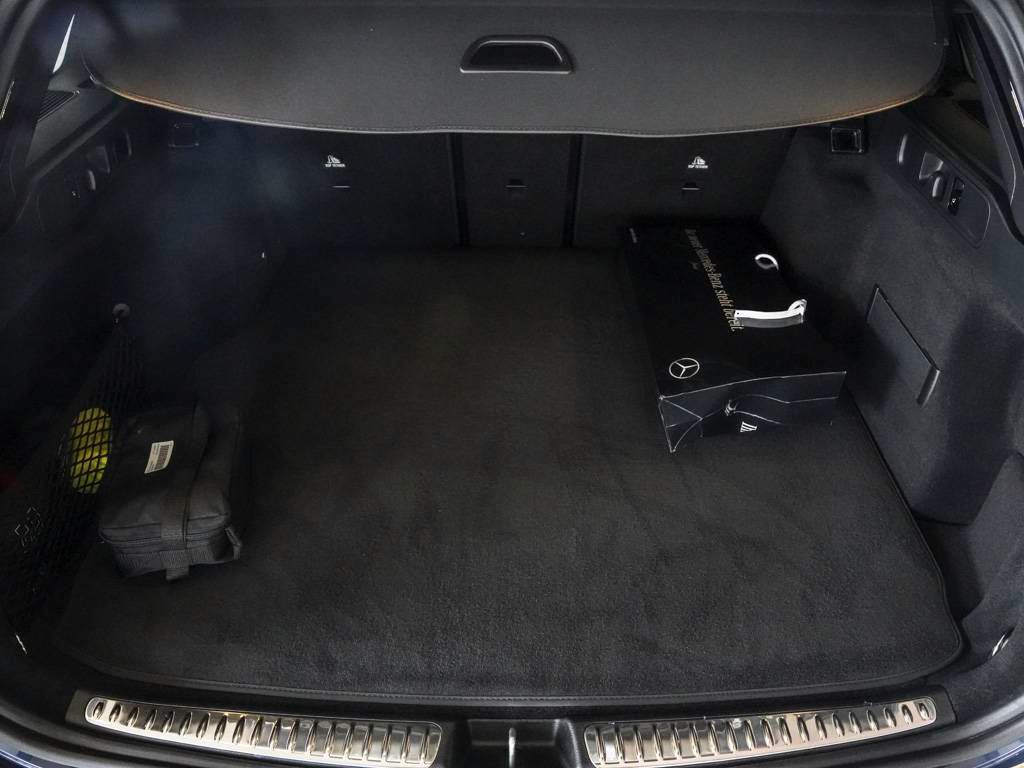 Mercedes-Benz C 220 2026