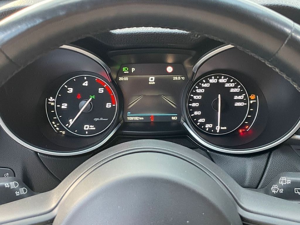 Alfa Romeo Stelvio 2022