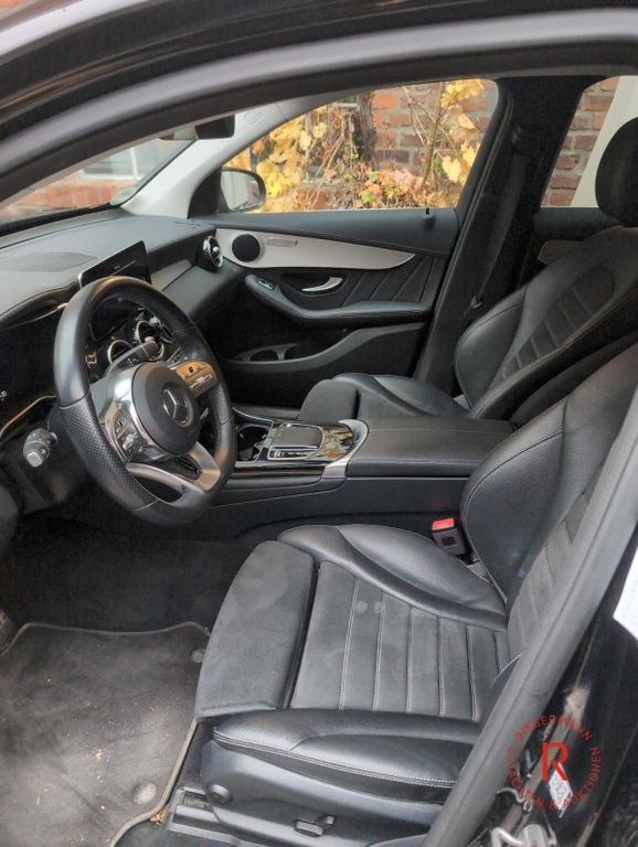 Mercedes-Benz GLC 300 2021