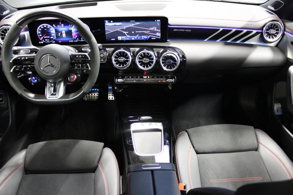 Mercedes-Benz CLA 45 AMG 2024