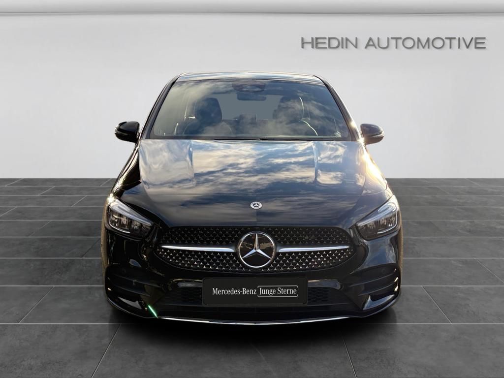 Mercedes-Benz B 250 2025