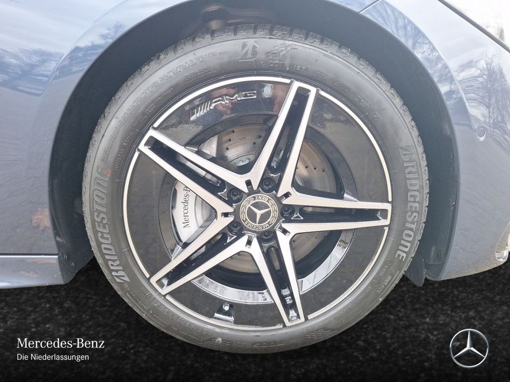 Mercedes-Benz C 200 2025