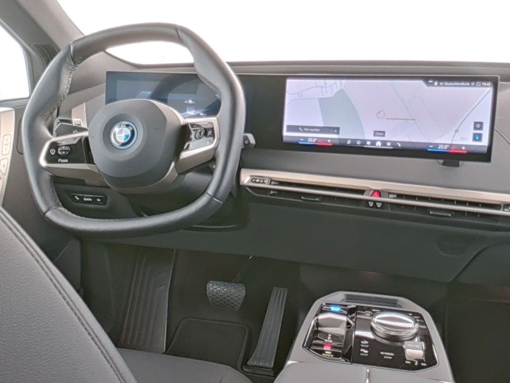 BMW iX 2023