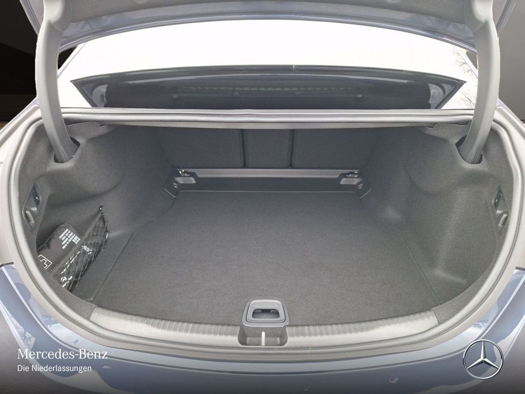 Mercedes-Benz C 200 2025