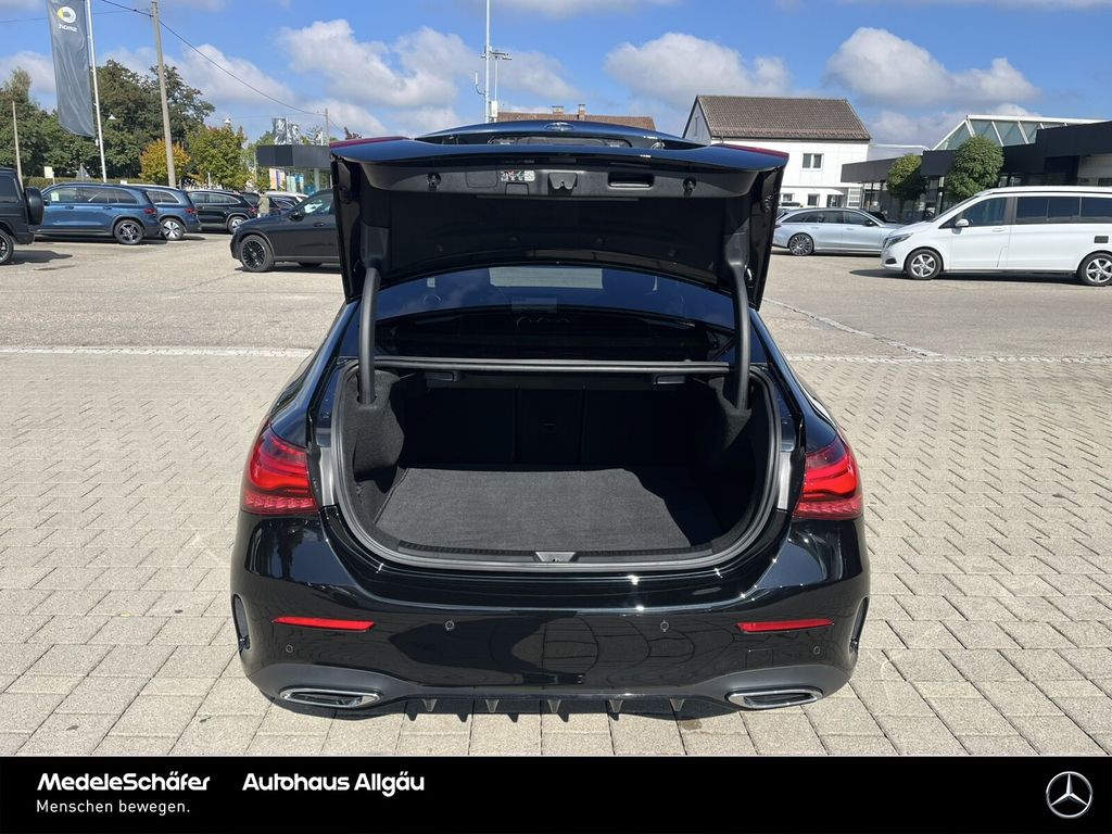 Mercedes-Benz A 220 2024