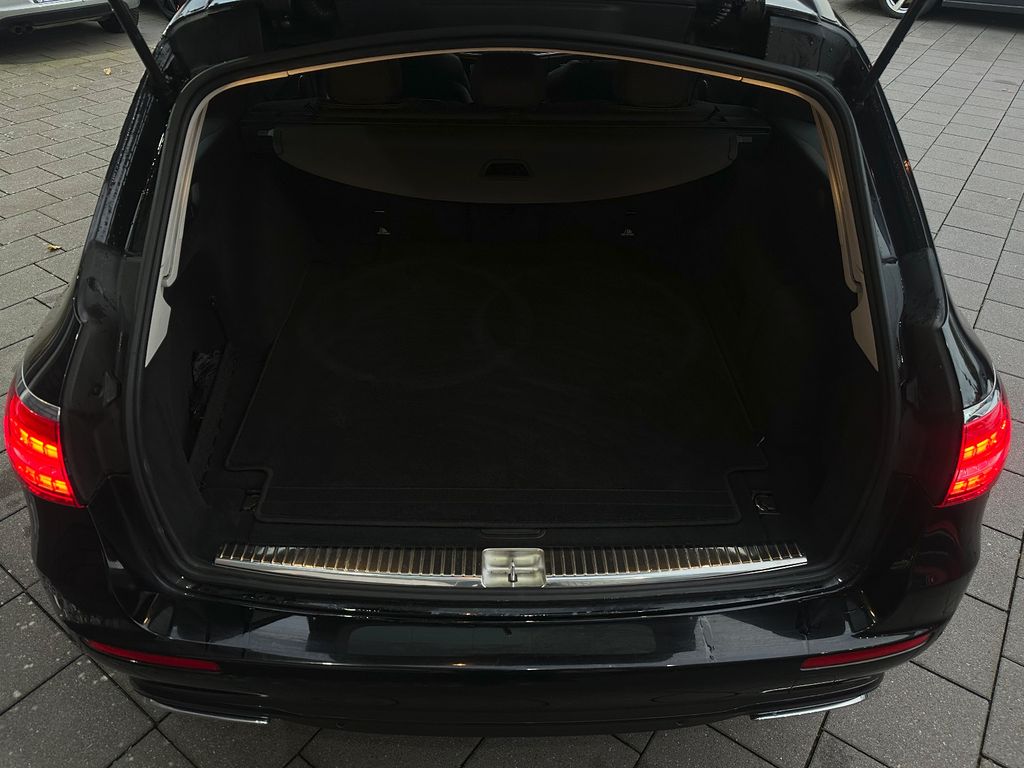 Mercedes-Benz E 220 2021