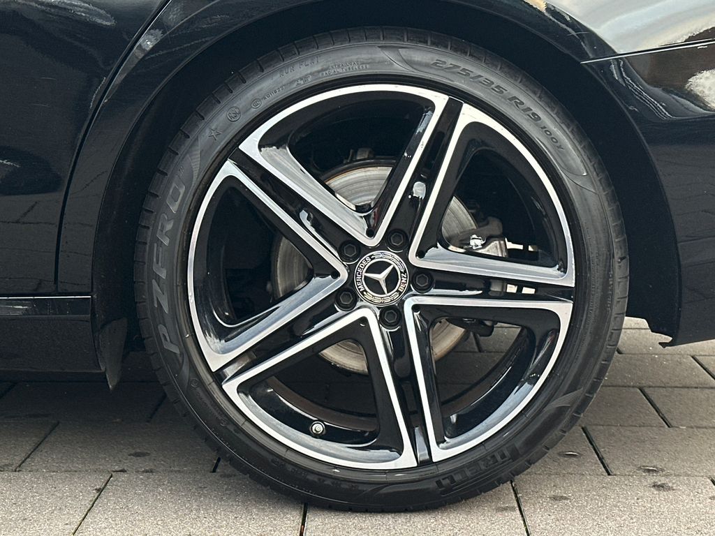 Mercedes-Benz E 220 2021