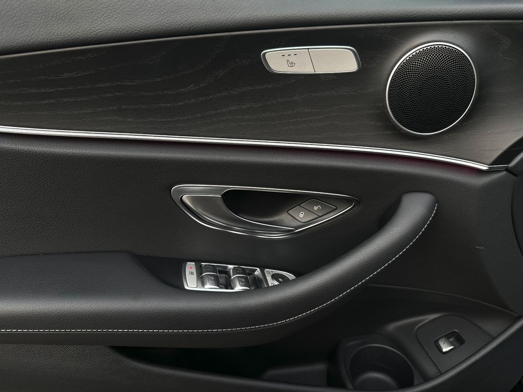 Mercedes-Benz E 220 2021