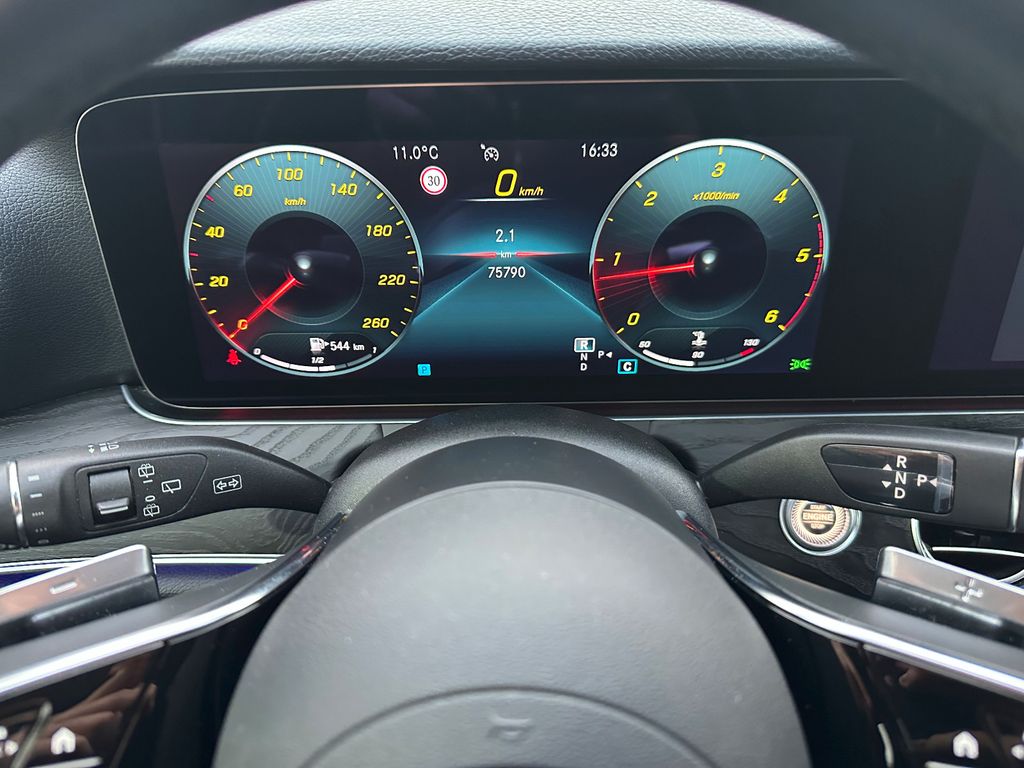 Mercedes-Benz E 220 2021