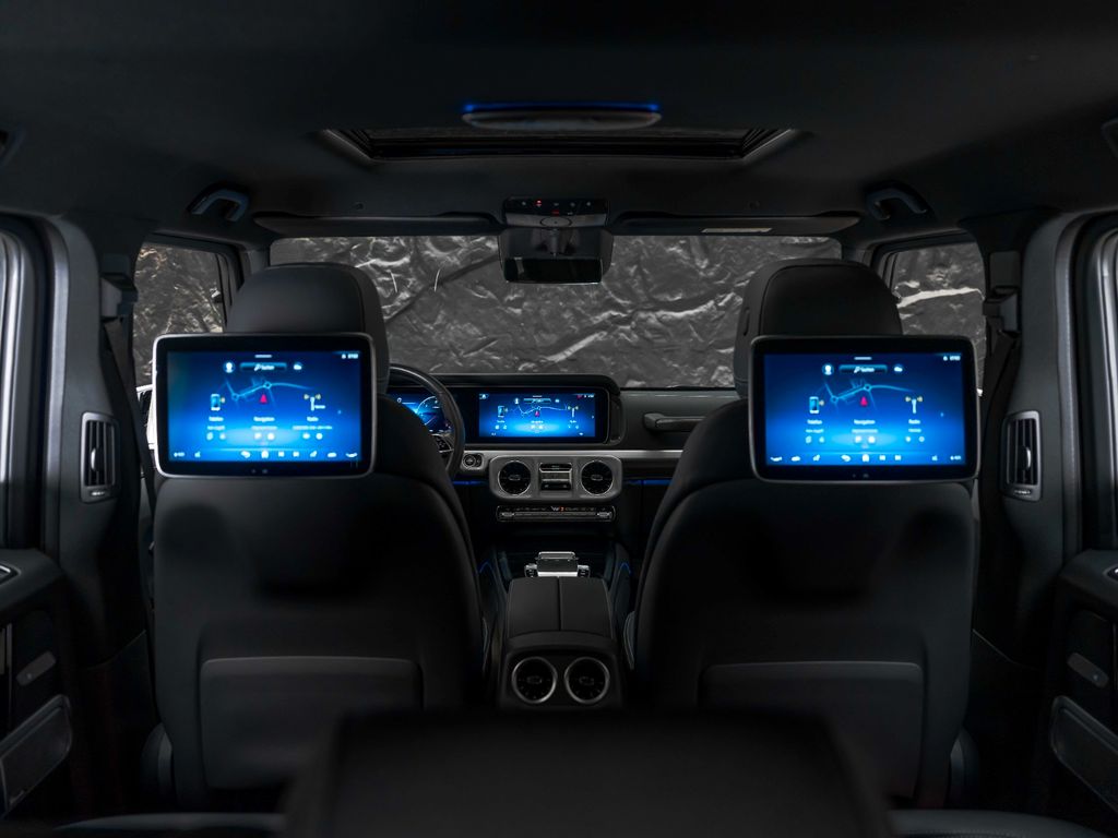 Mercedes-Benz 450 2024