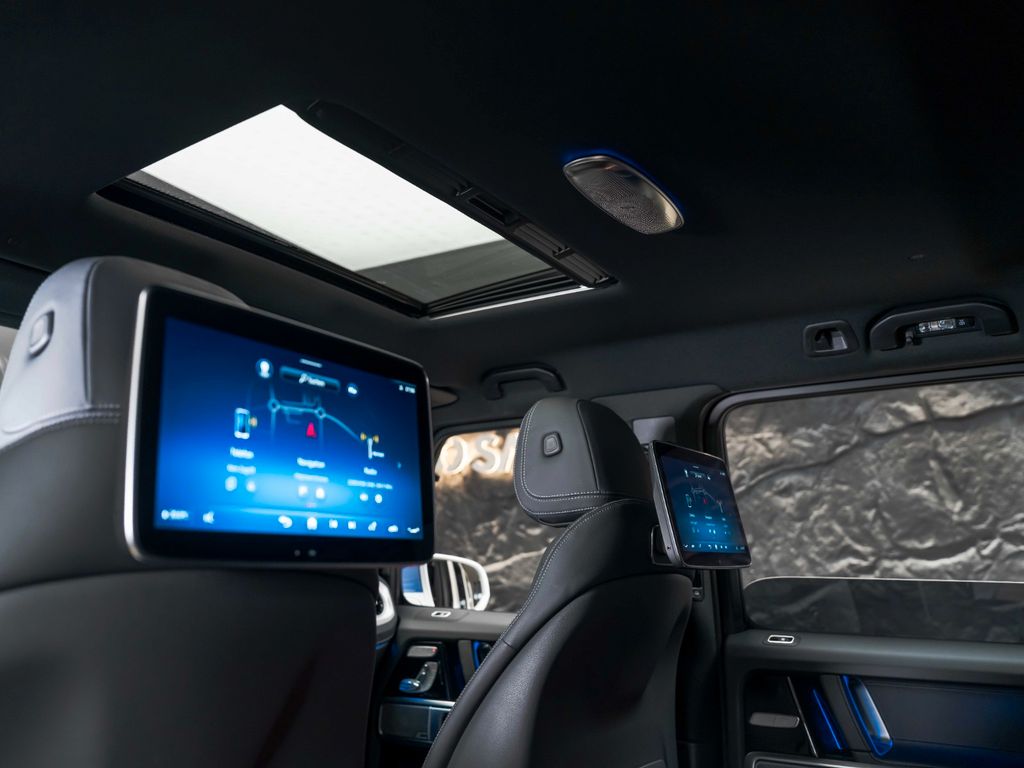 Mercedes-Benz 450 2024