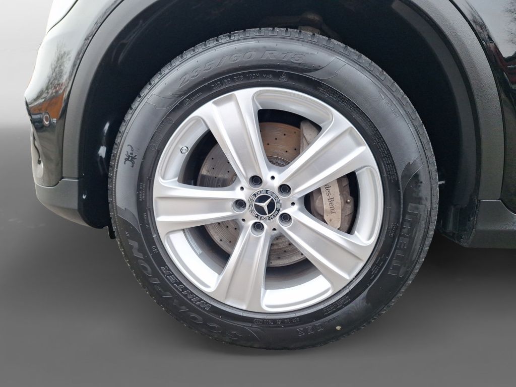 Mercedes-Benz GLC 300 2020