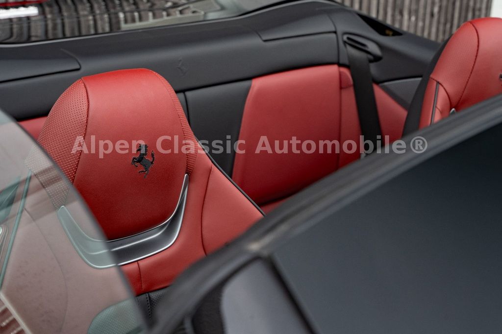 Ferrari Portofino 2020