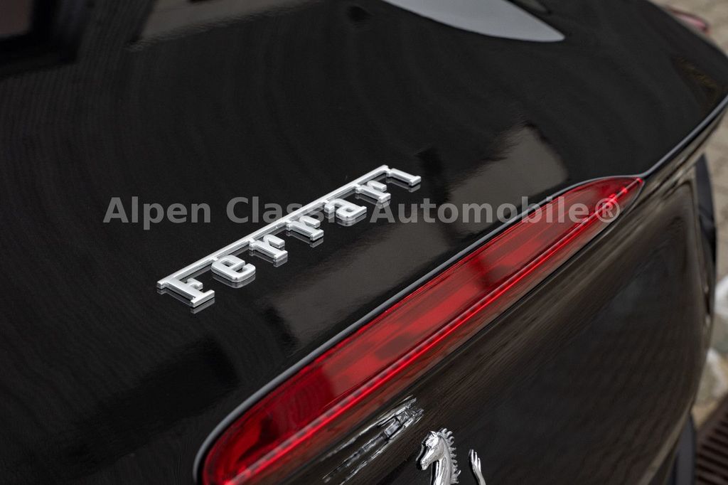 Ferrari Portofino 2020