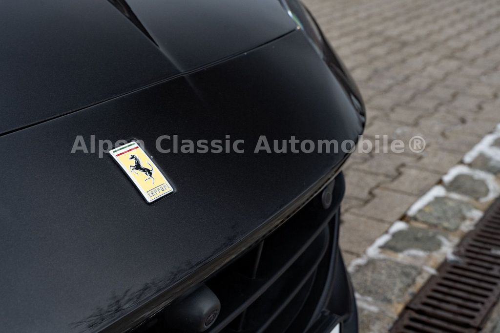 Ferrari Portofino 2020