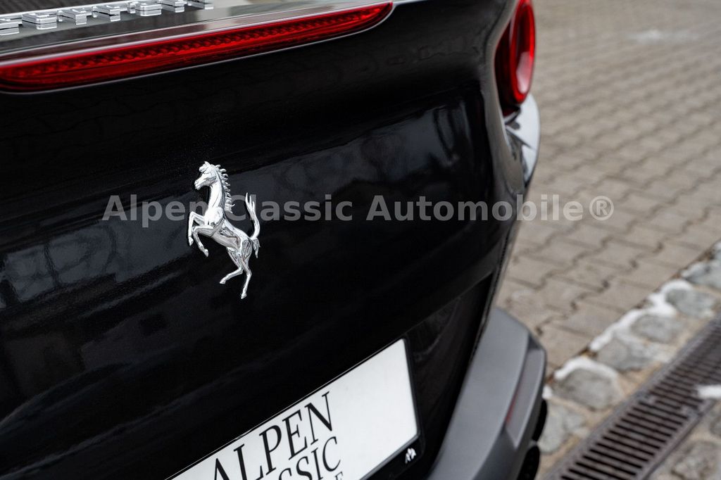 Ferrari Portofino 2020