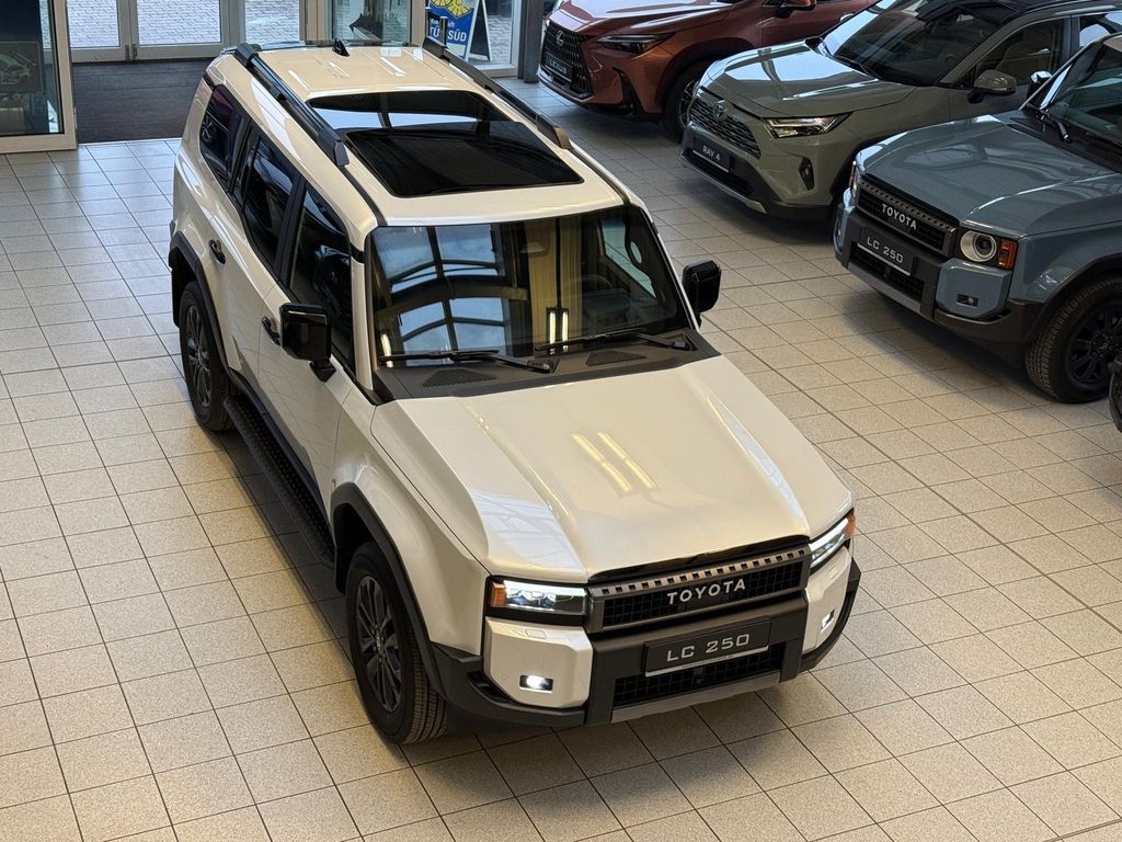 Toyota Land Cruiser 2025