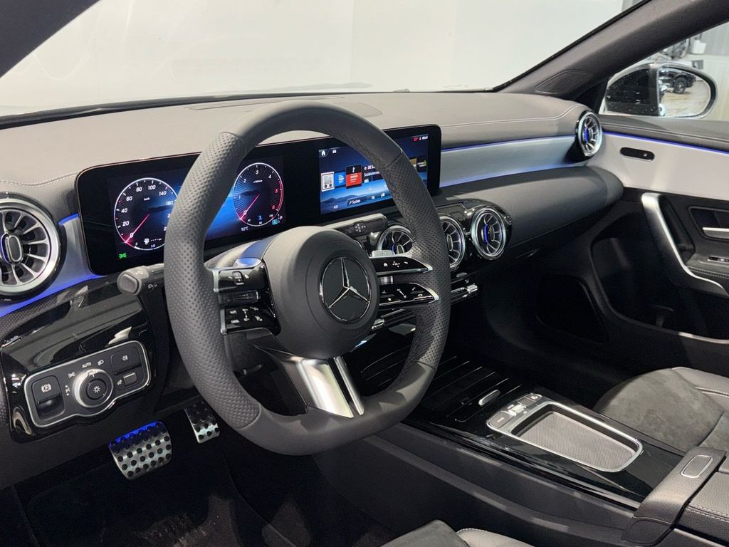 Mercedes-Benz CLA 220 2026