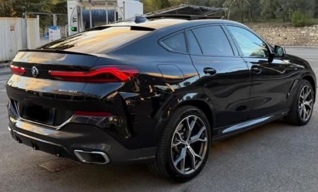 BMW X6 2021