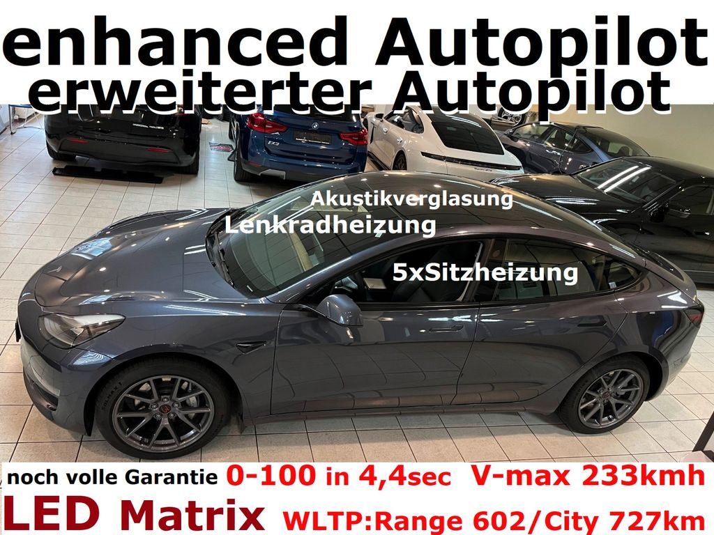 Tesla Model 3 2022