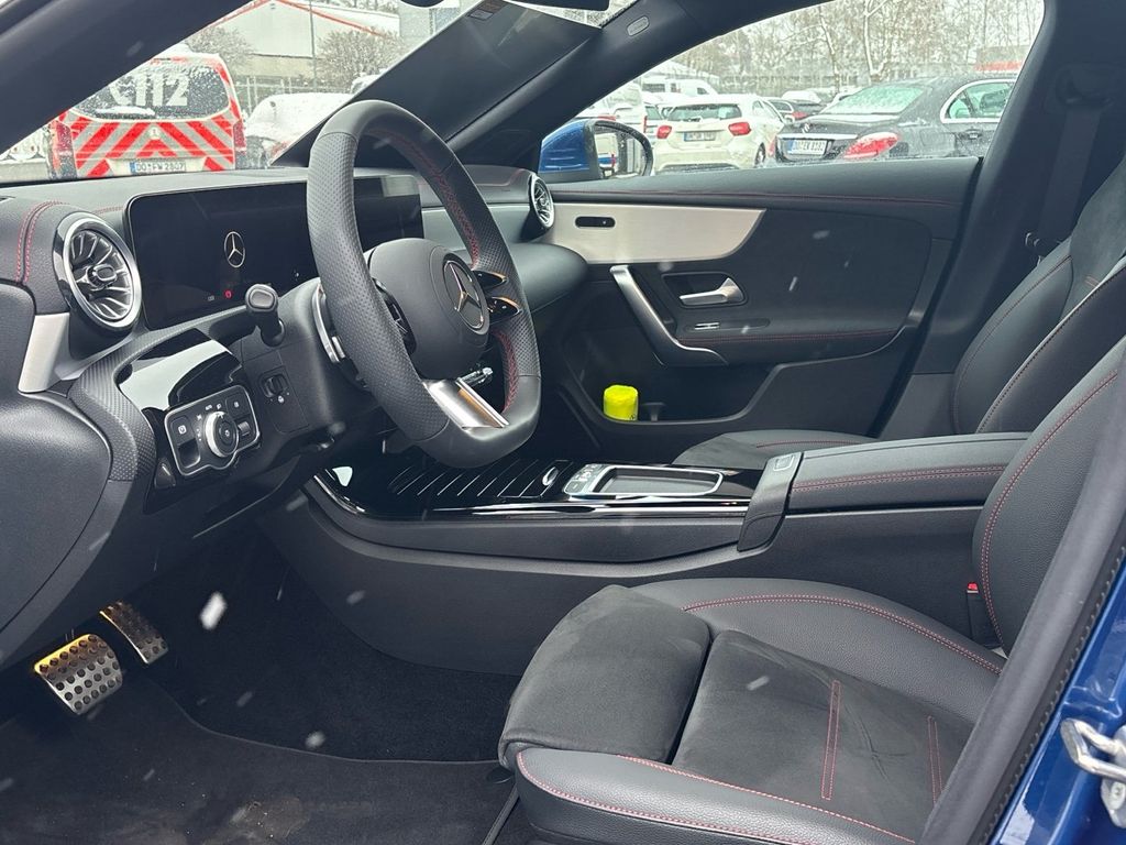 Mercedes-Benz CLA 250 2025