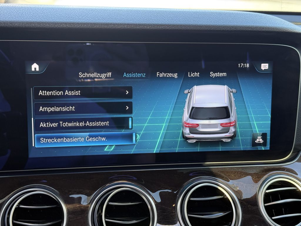 Mercedes-Benz E 300 2022